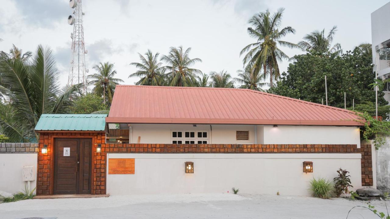 Orimas Retreat Hotel Thulusdhoo Kültér fotó
